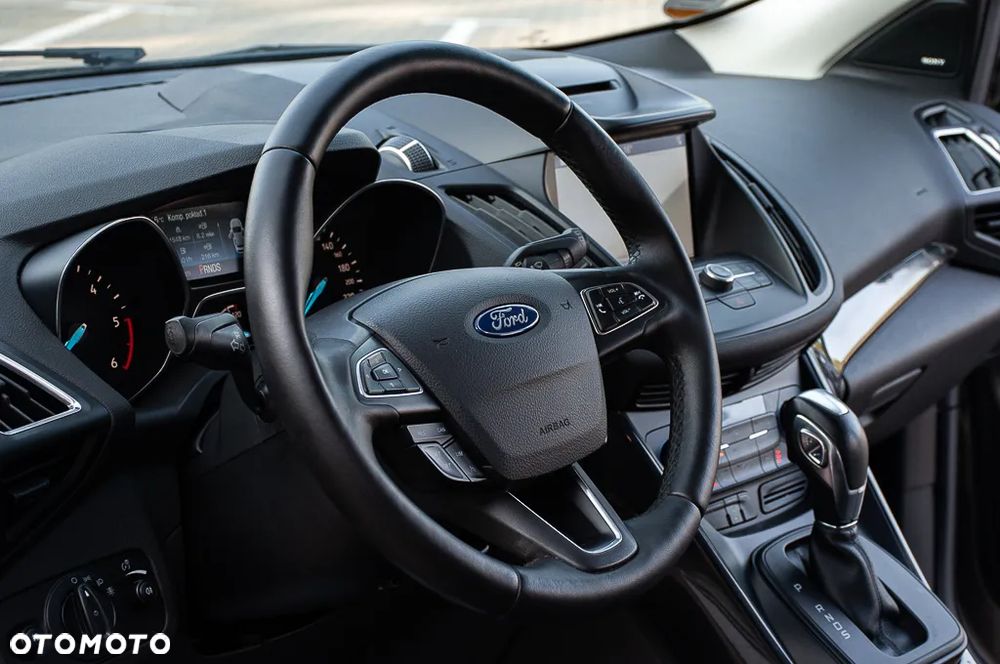 Ford Kuga 2.0 TDCi AWD Titanium - 23