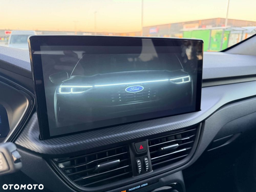 Ford Kuga - 19