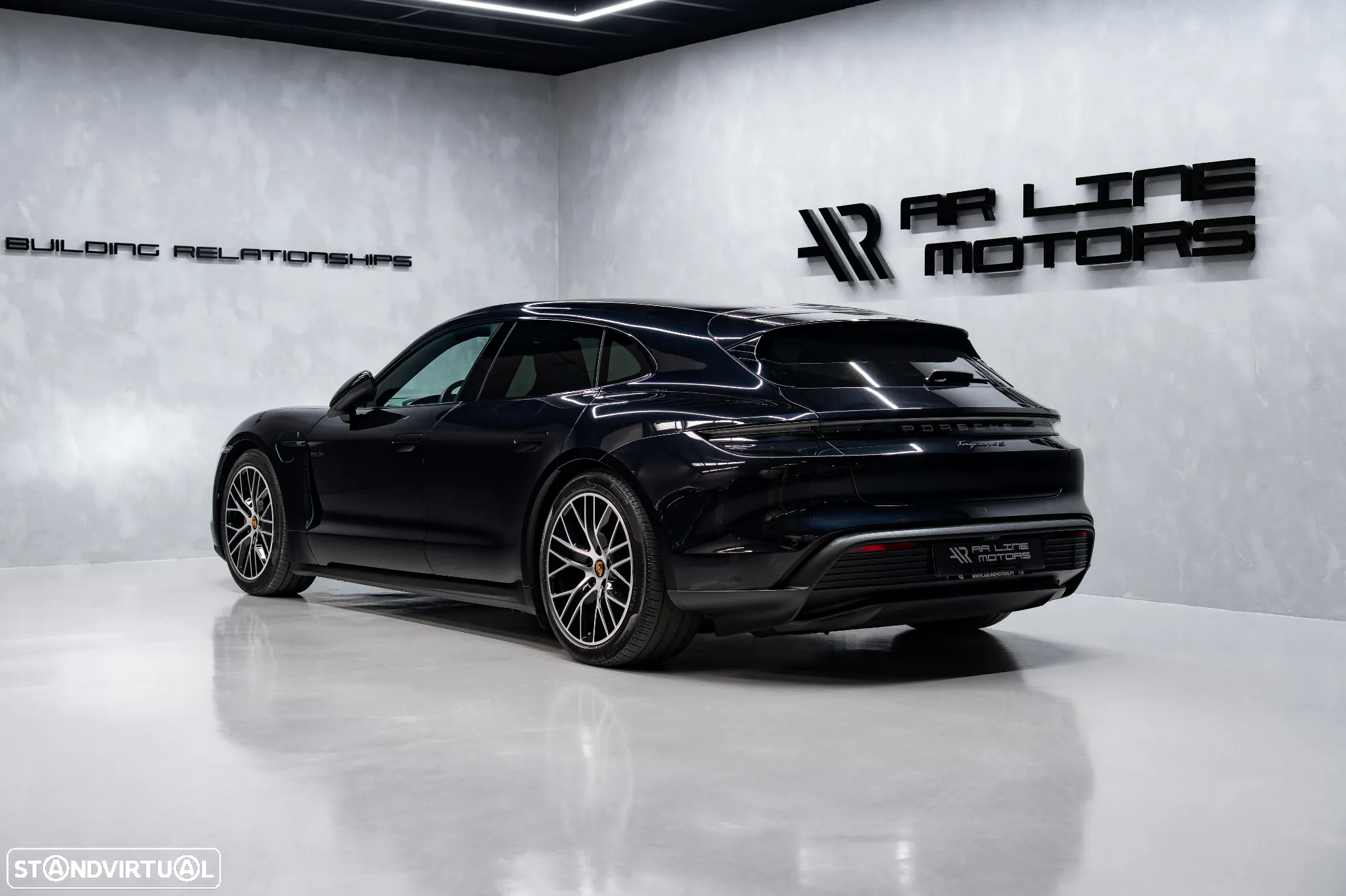 Porsche Taycan Sport Turismo Standard - 9