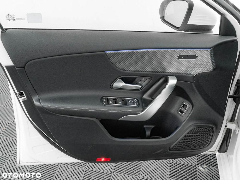 Mercedes-Benz Klasa A 200 d 8G-DCT Progressive - 10