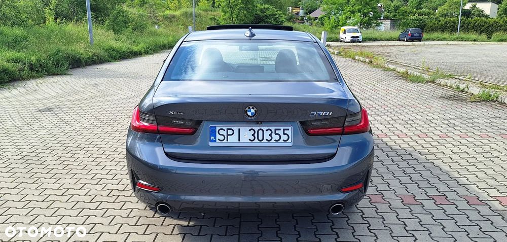 BMW Seria 3 330i xDrive Sport - 6