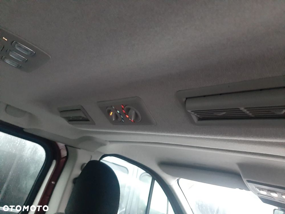 Renault Trafic 2.0 dCi EDC - 14