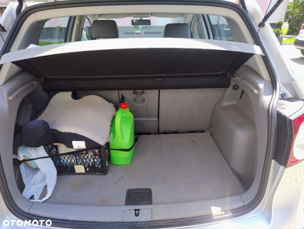 Volkswagen Golf Plus 1.6 FSI Sportline - 13