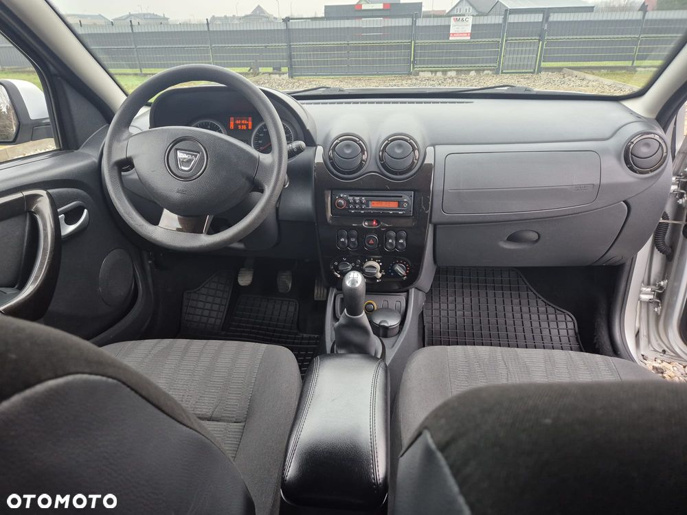 Dacia Duster 1.6 - 10