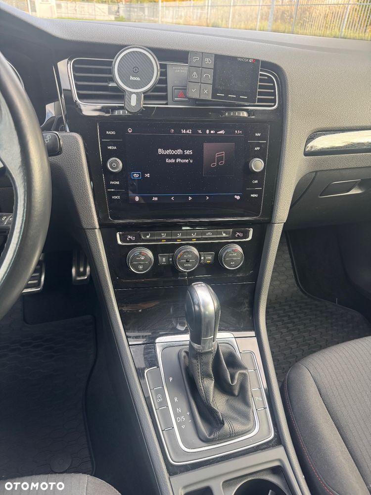 Volkswagen Golf VII 1.5 TSI BMT Evo Highline DSG - 27
