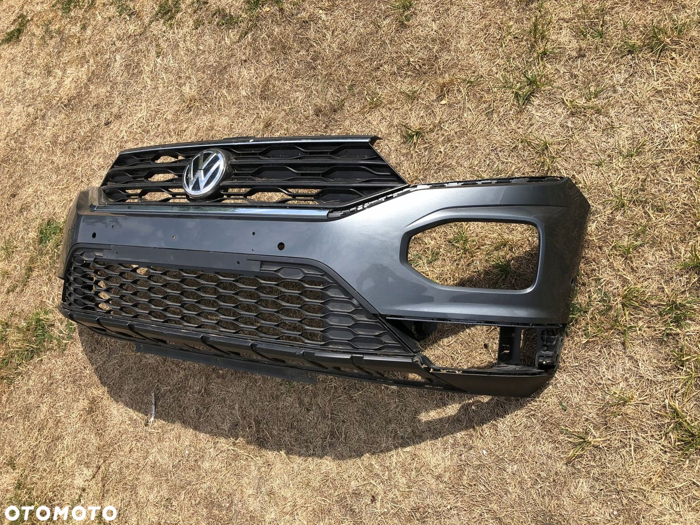 VW T-RoC 2GA zderzak kratki spoiler grill - 2