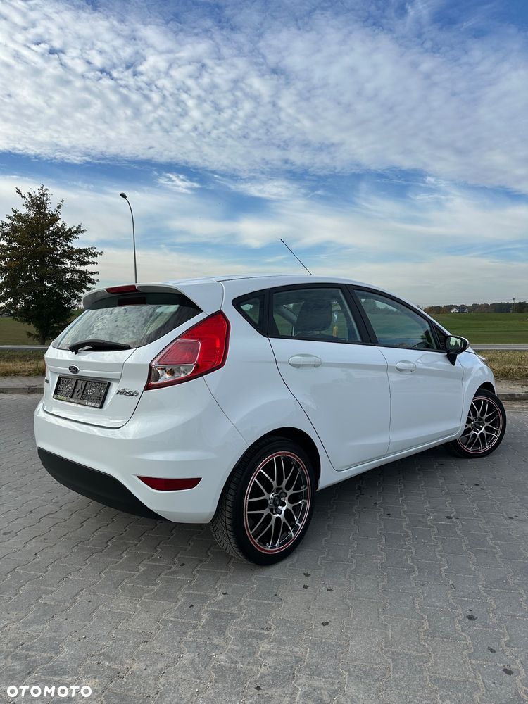 Ford Fiesta 1.0 EcoBoost STart-Stop Titanium - 8