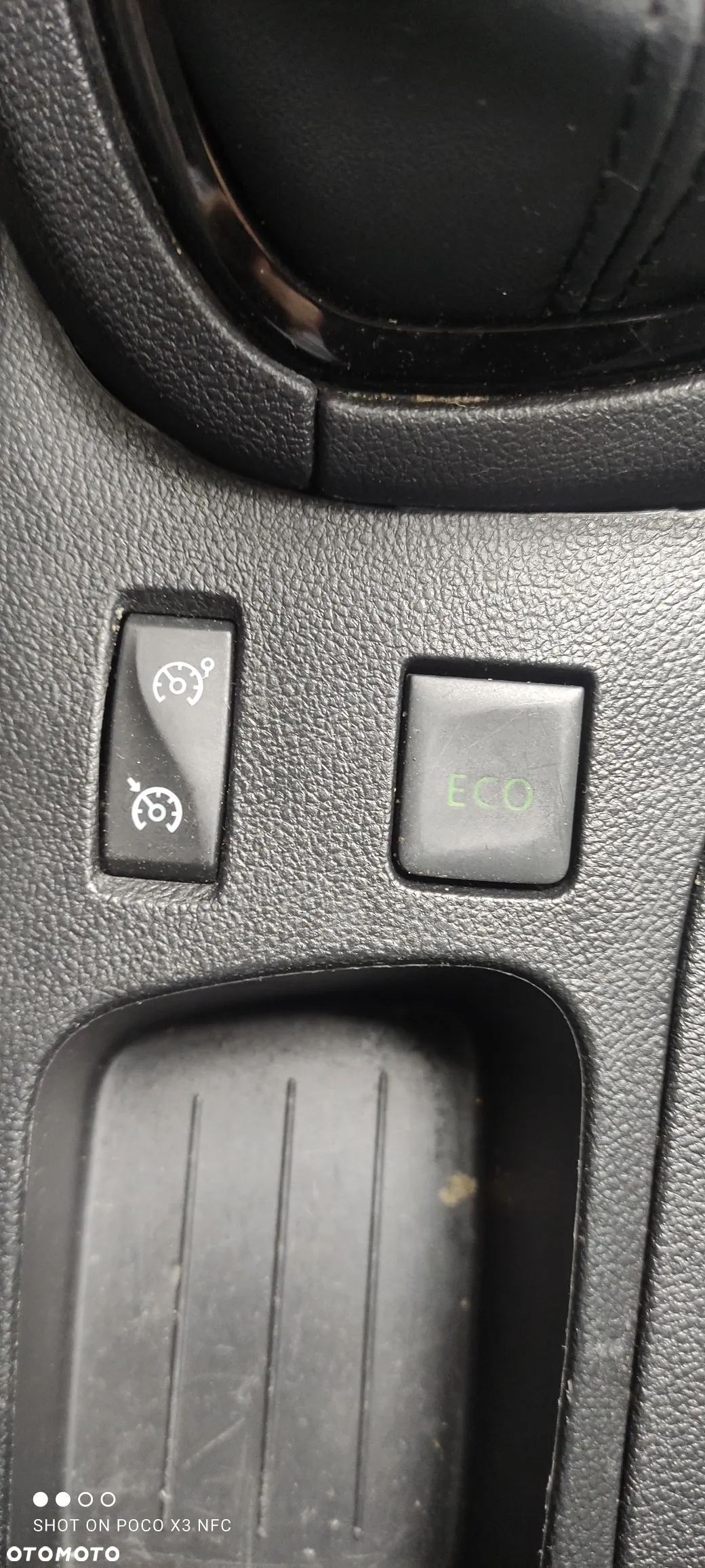 Renault Clio 0.9 Energy TCe Limited Plus - 33