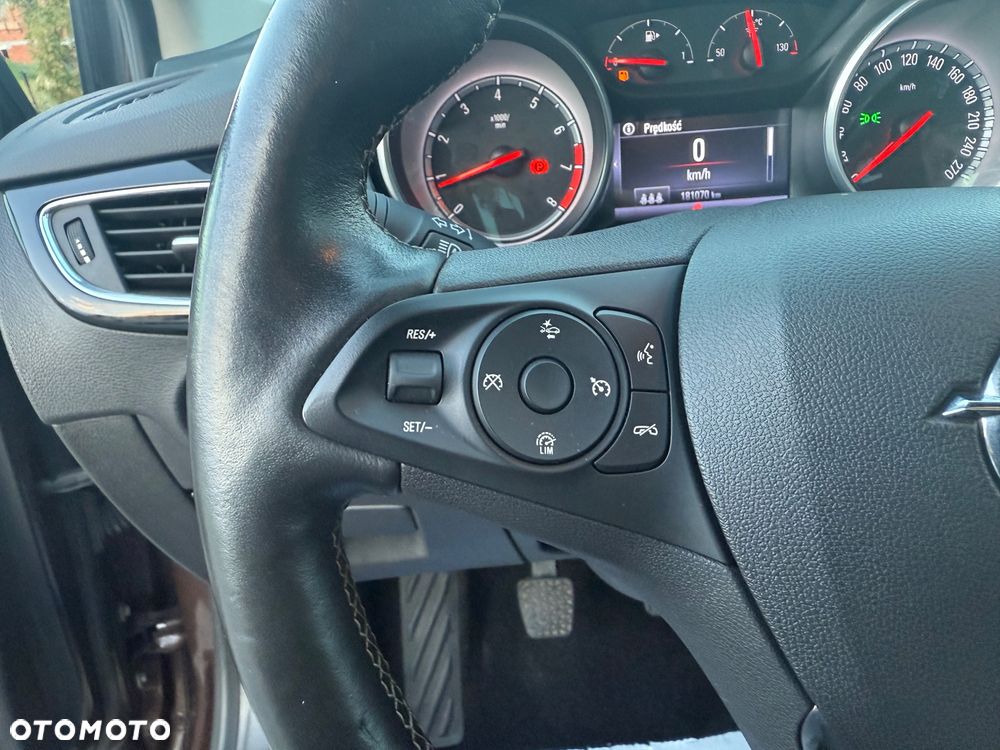 Opel Astra 1.4 Turbo Business - 28