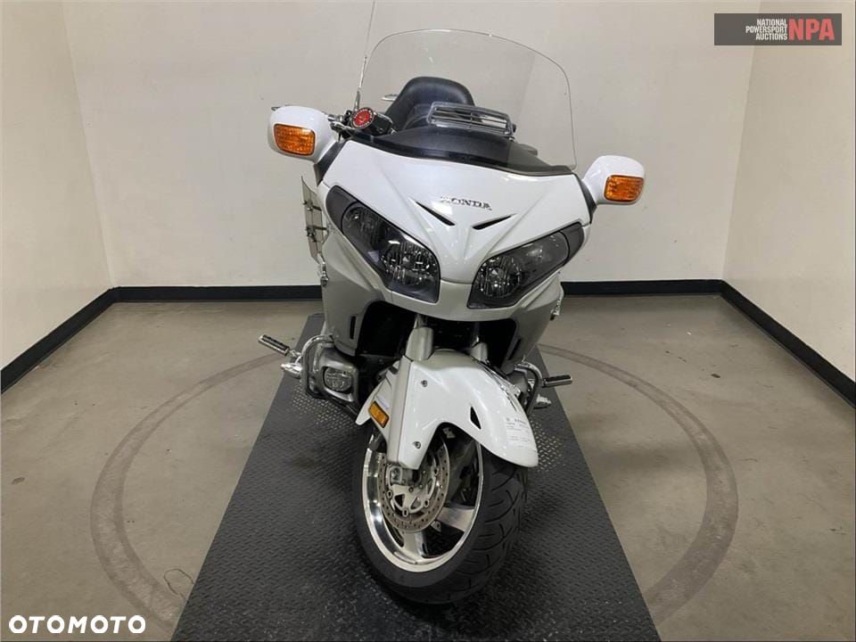 Honda GL - 39