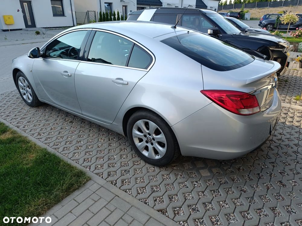 Opel Insignia 1.8 - 2