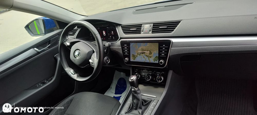 Skoda Superb 2.0 TDI SCR Active - 2
