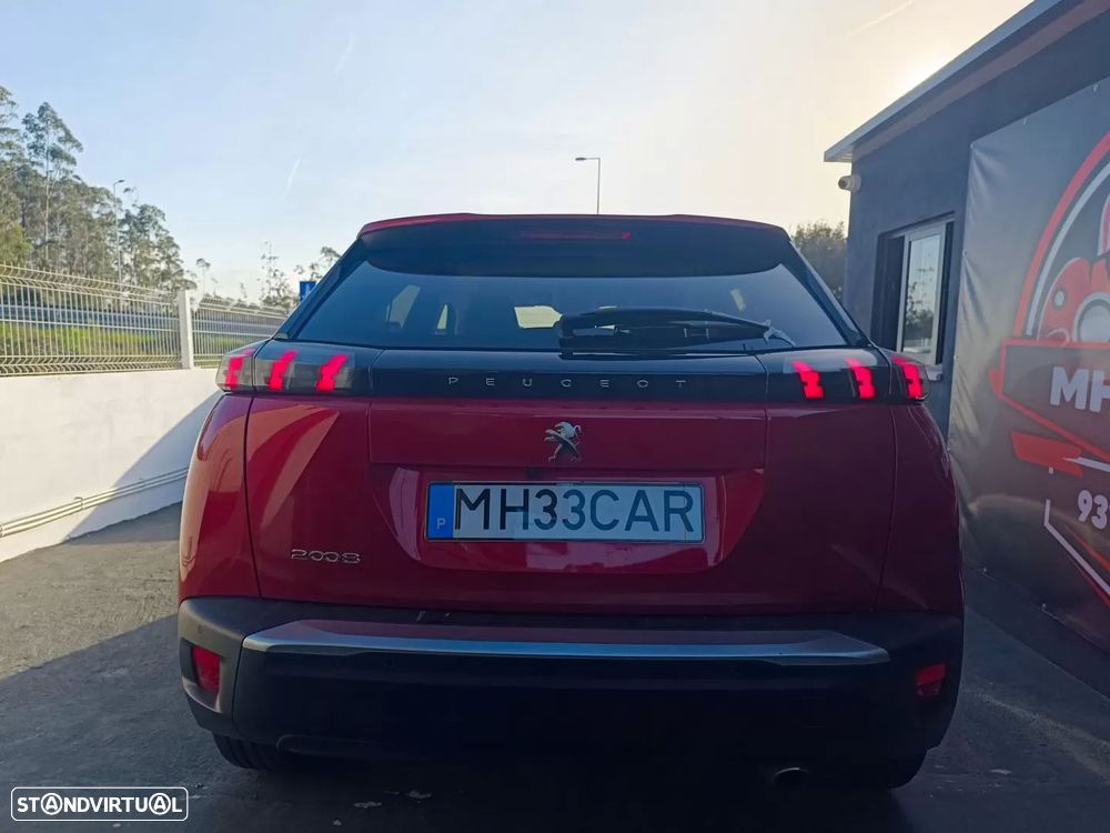 Peugeot 2008 1.5 BlueHDi Allure Pack EAT8 - 10
