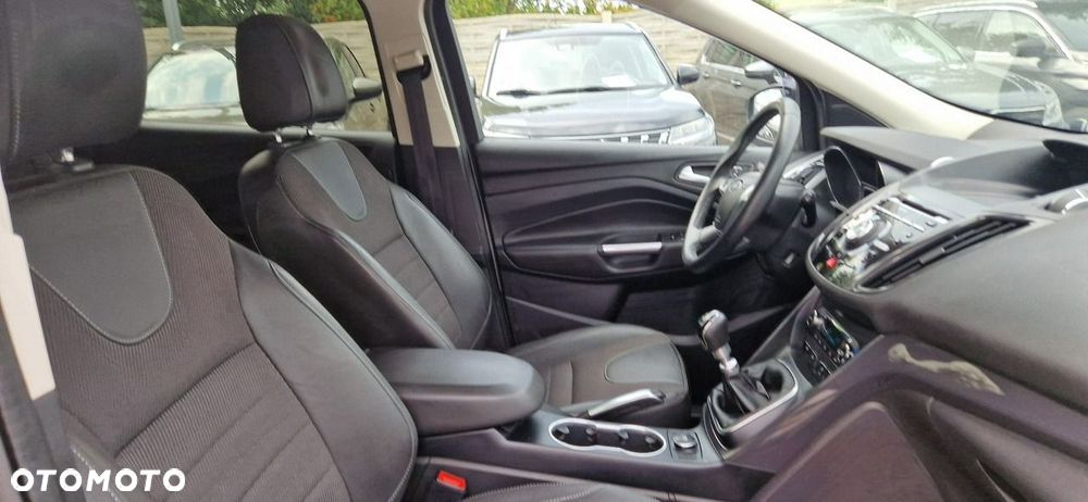 Ford Kuga - 30