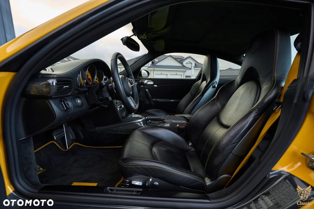 Porsche 911 - 9