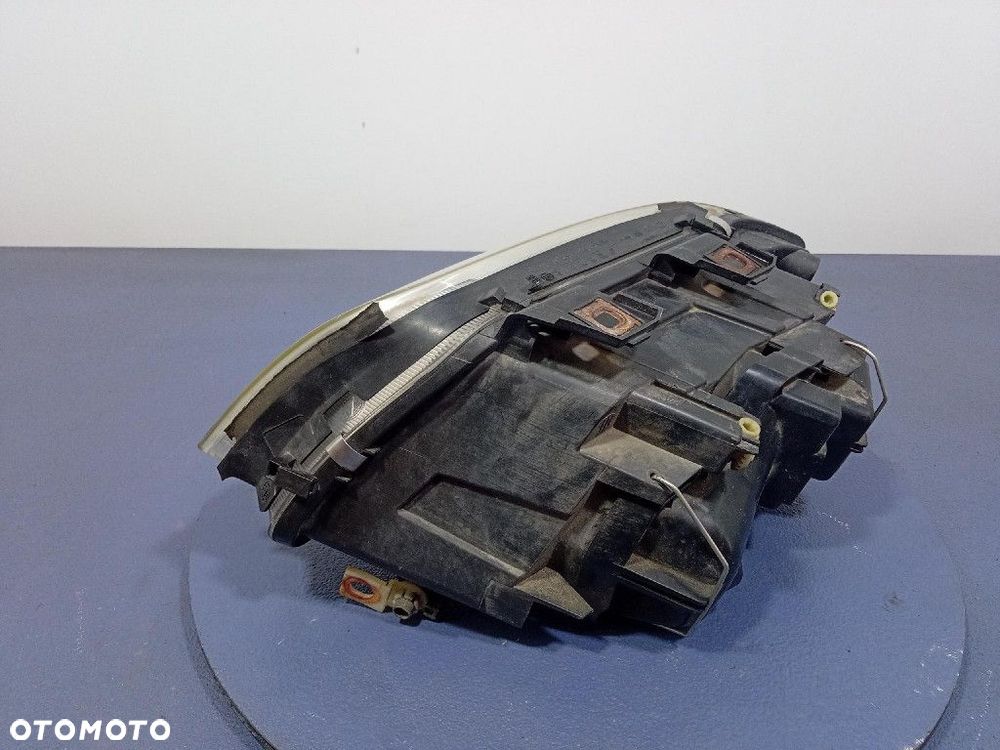 AUDI A6 C5 LIFT 01- REFLEKTOR PRAWY LAMPA H7 EU 155930-00 - 3