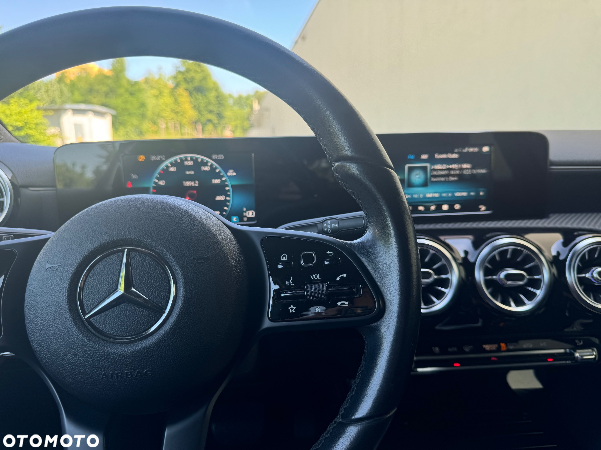 Mercedes-Benz Klasa A 180 Style 7G-DCT - 25