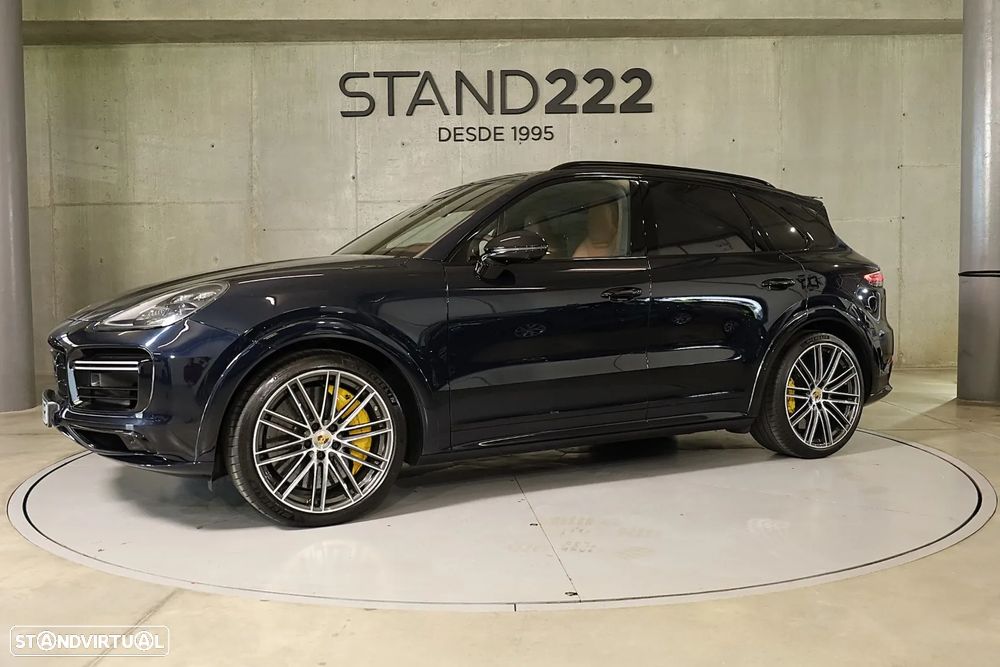 Porsche Cayenne Turbo - 9