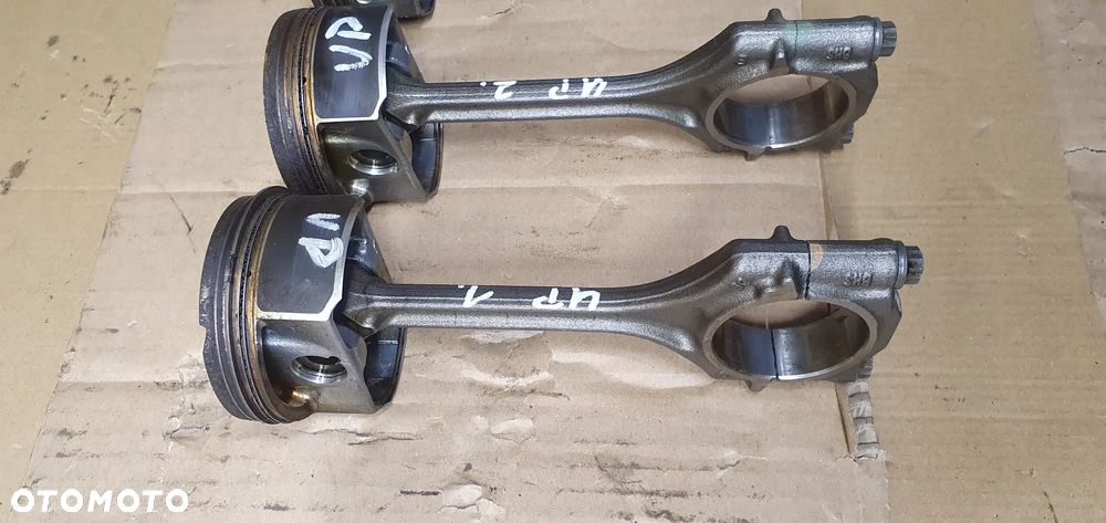 Tłok korbowód VW UP 1.0 CHY - 4