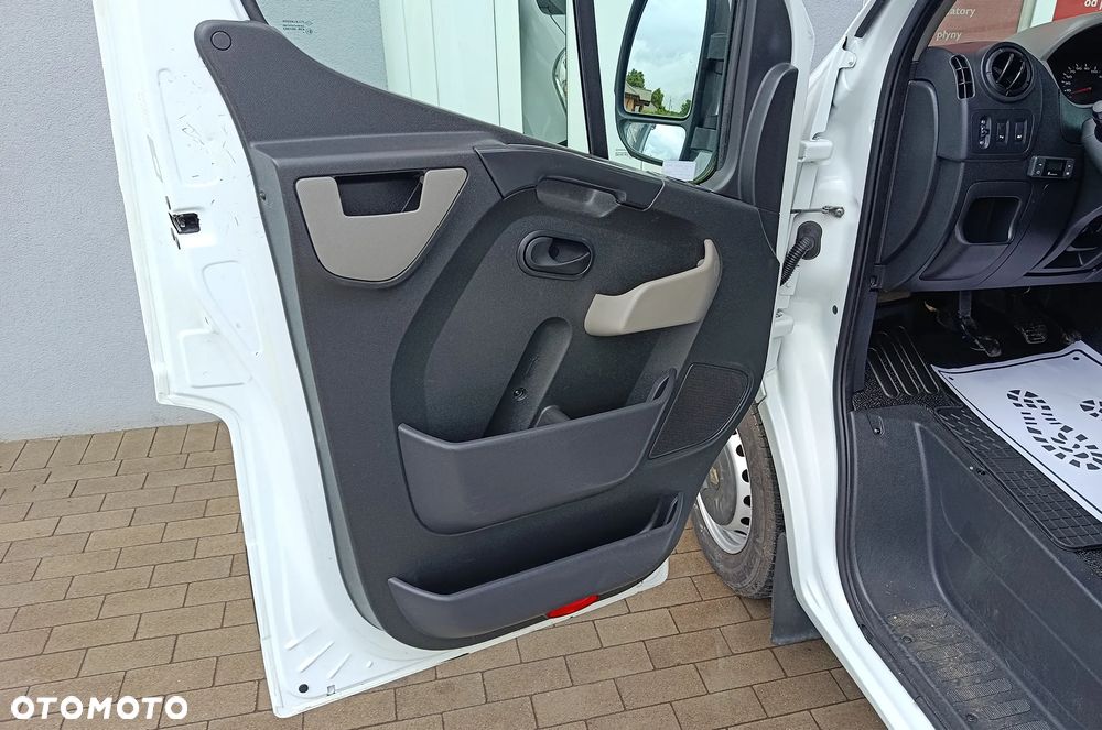 Renault Master III L2H2 - 19