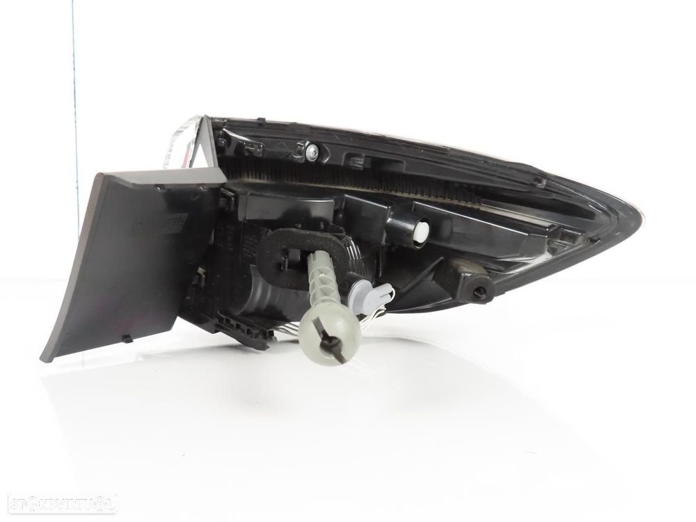 Farolim LED Esquerdo/Trás Usado / Original RENAULT Clio V Hatchback (B7) 2655542... - 4