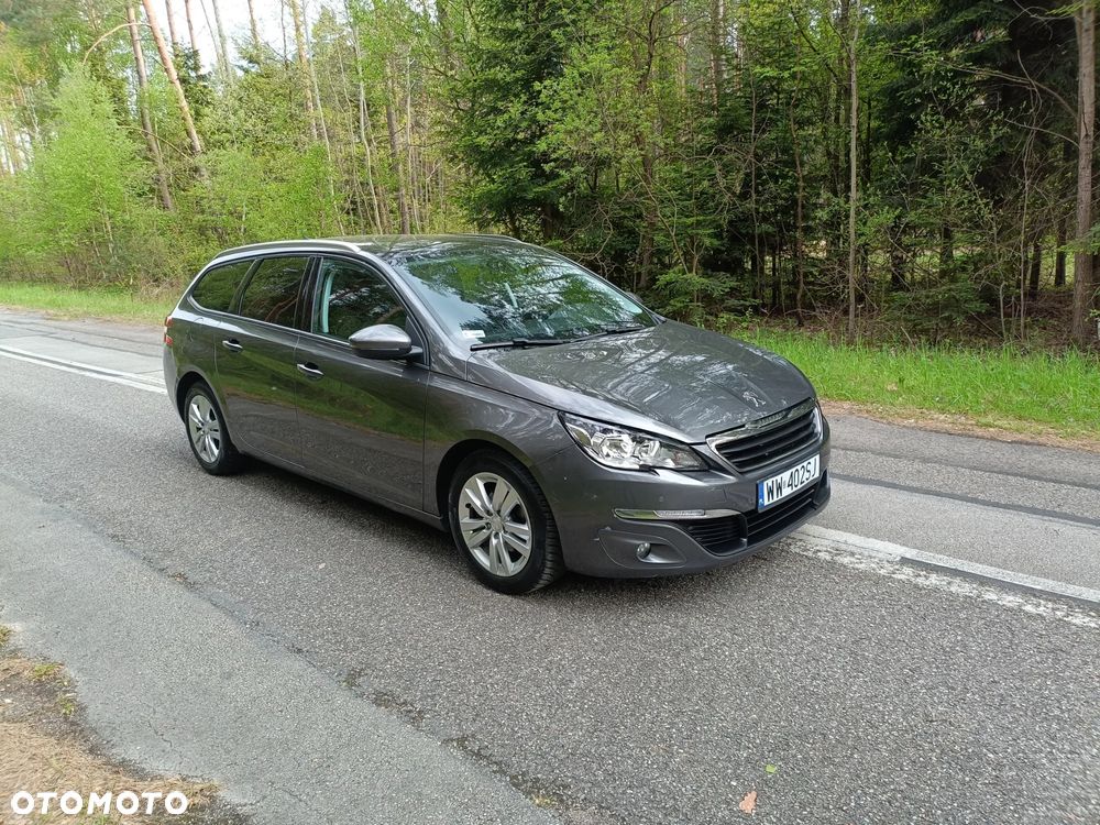 Peugeot 308 1.6 BlueHDi Allure S&S - 16