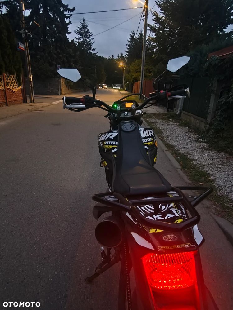 Yamaha WR - 8