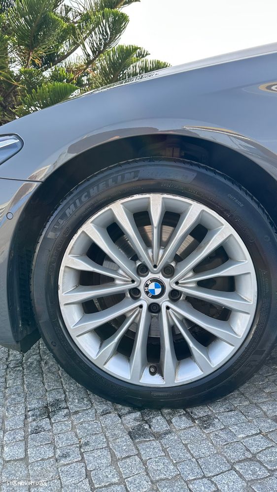 BMW 520 d Line Luxury Auto - 18