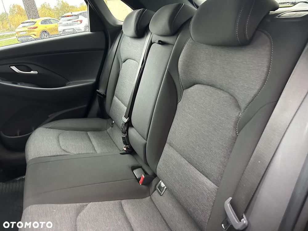 Hyundai i30 1.0 T-GDI Smart DCT - 11