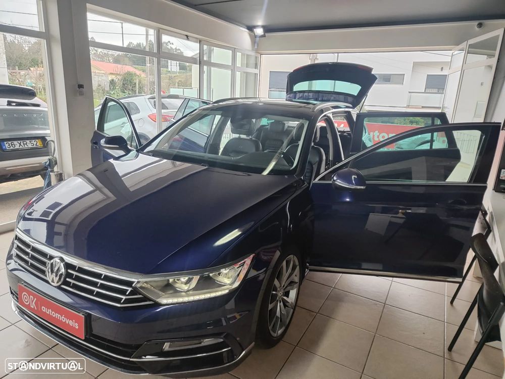 VW Passat Variant 2.0 TDi R-Line DSG - 19