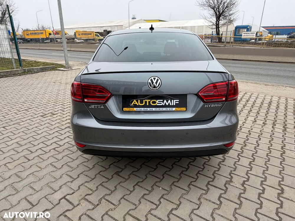 Volkswagen Jetta - 29