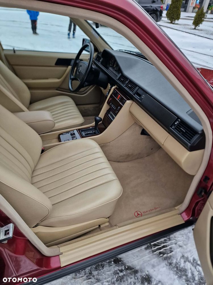 Mercedes-Benz W124 (1984-1993) - 27