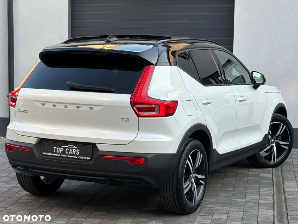 Volvo XC 40 T3 Geartronic RDesign - 32