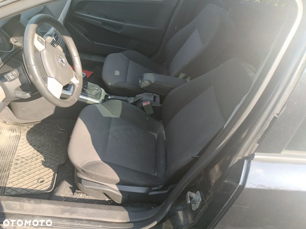 astra III 1.7 diesel kod farby Z20R - 2