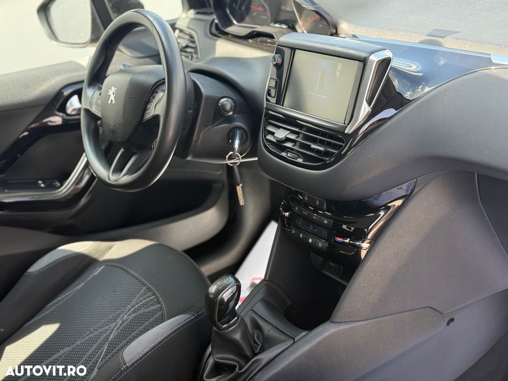 Peugeot 308 110 e-THP Stop & Start Allure - 11