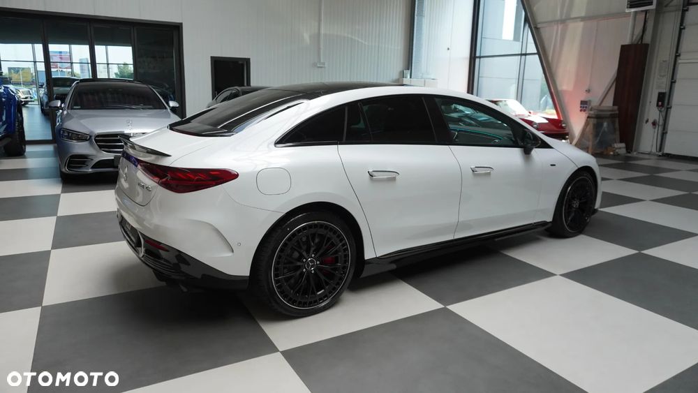 Mercedes-Benz EQE AMG 43 90.5kWh 4-Matic - 3