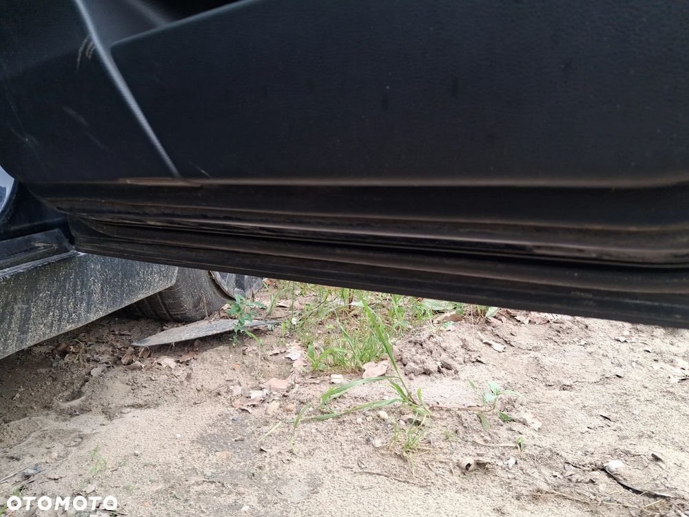 BMW E60 DRZWI PRAWY PRZOD PRZEDNI ORIENTBLAU METALIC 317 - 6