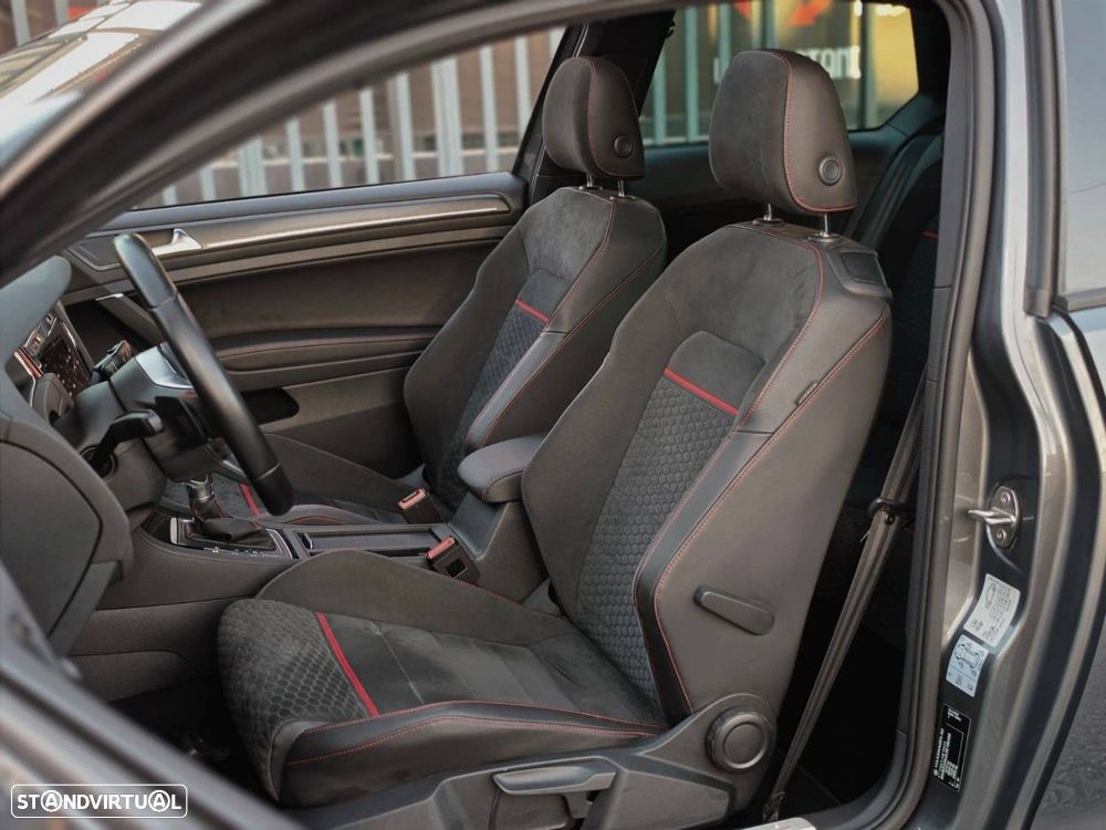 VW Golf 2.0 TSi GTi DSG Performance - 10