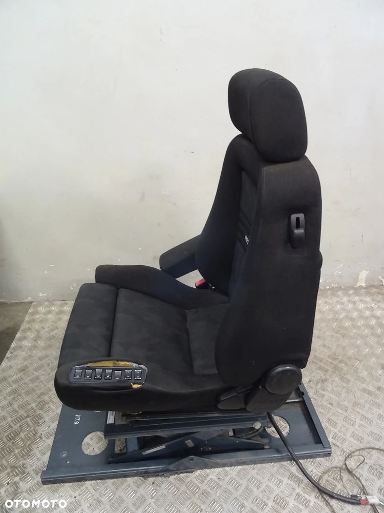 FOTEL LEWY DLA NIEPEŁNOSPRAWNEGO RECARO MERCEDES VITO VIANO W639 NR138 - 11