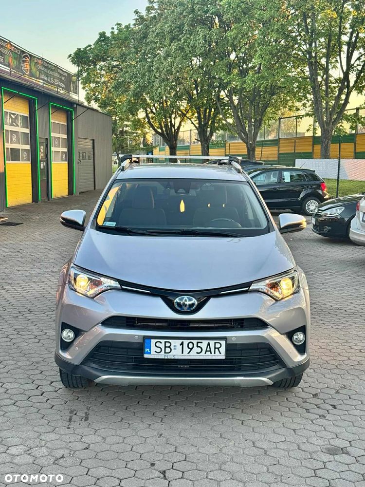 Toyota RAV4 - 2