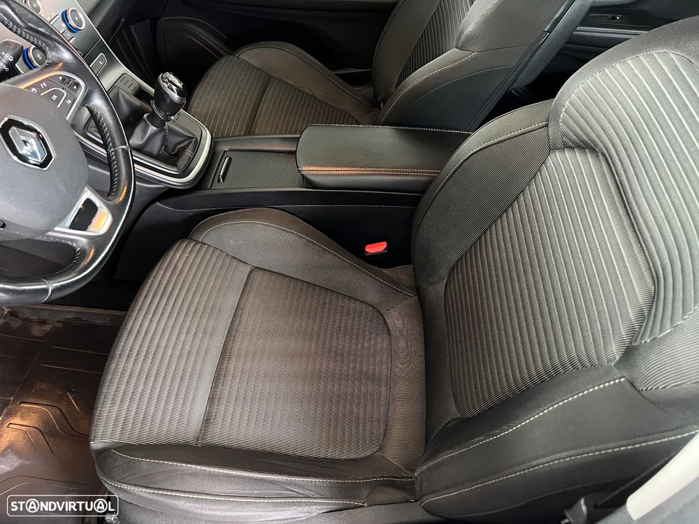 Renault Grand Scénic ENERGY dCi 110 EXPERIENCE - 10
