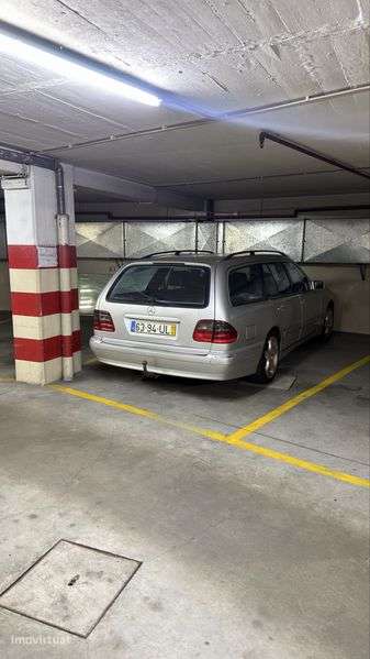 Vendo 2 lugares de garagem - Grande imagem: 3/8