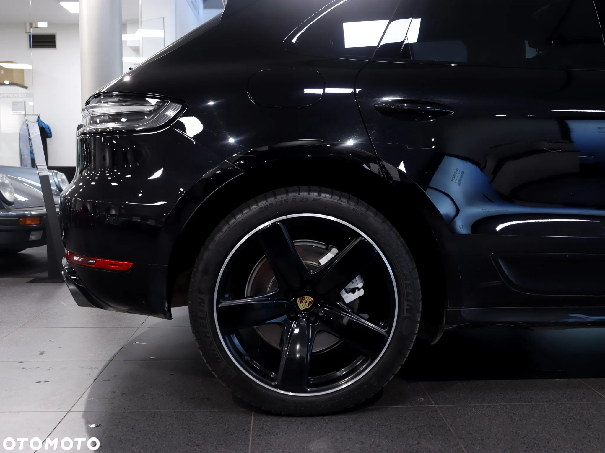 Porsche Macan Turbo - 13