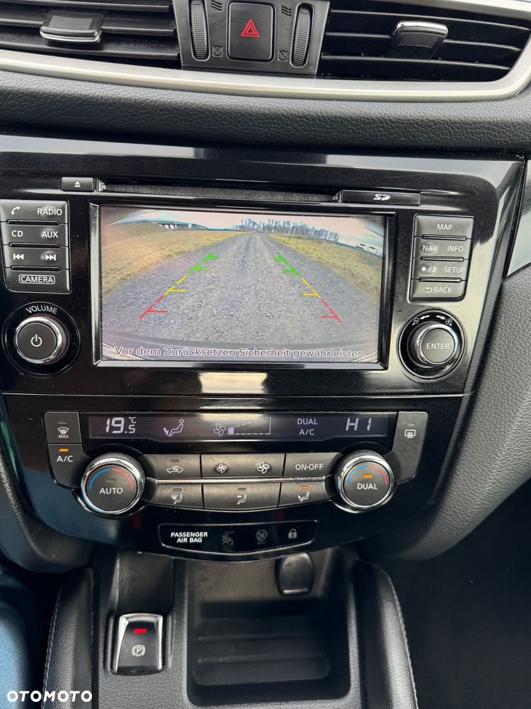 Nissan Qashqai 1.5 dCi DPF visia - 12