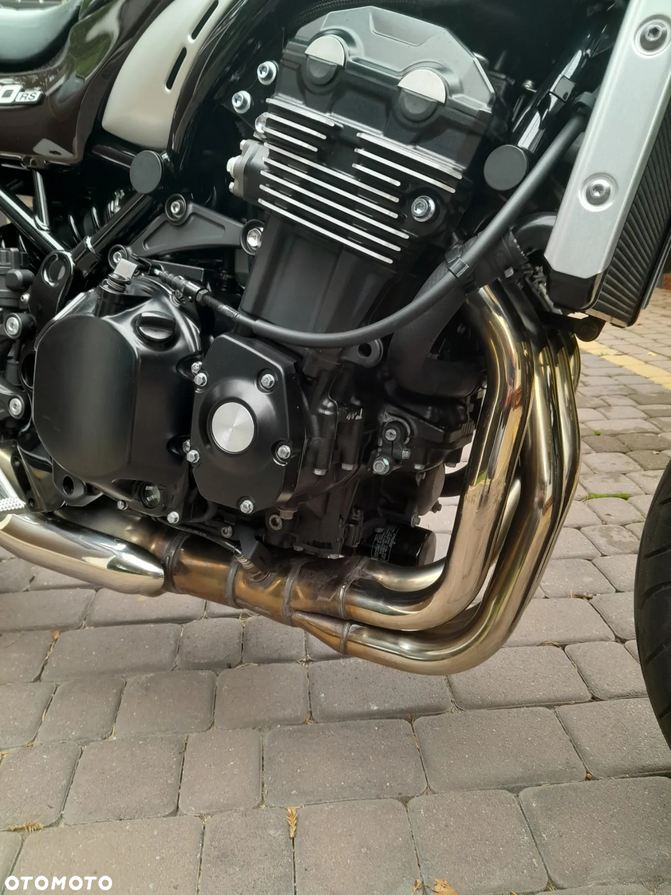 Kawasaki Z 900 RS - 15