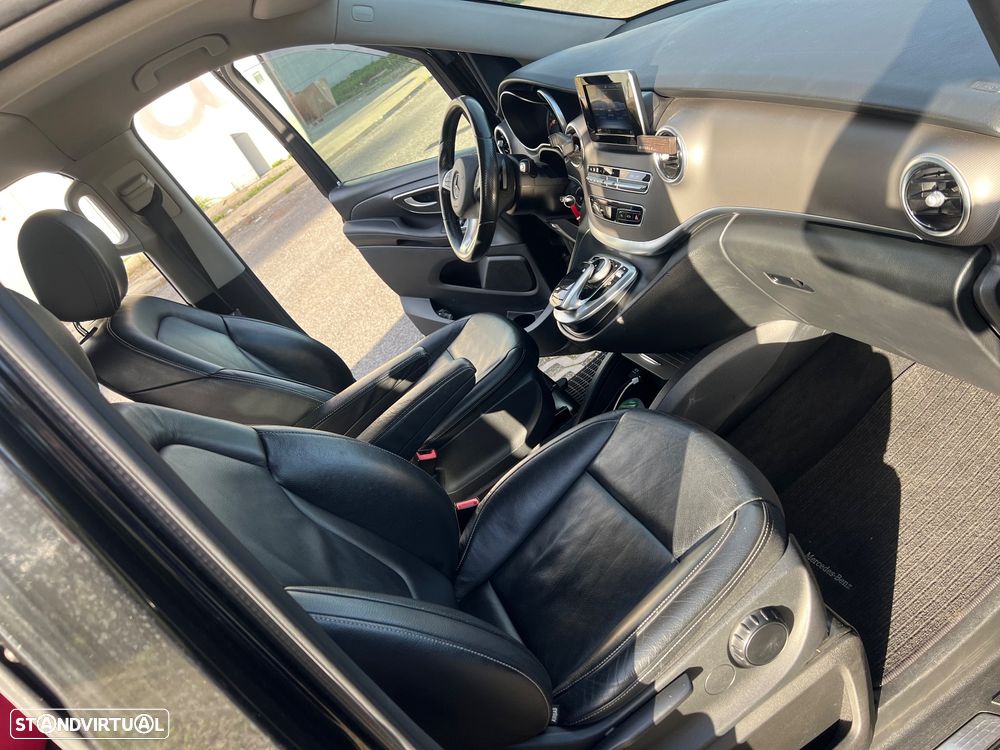 Mercedes-Benz V 220 CDI Longo Avantgarde Aut. - 13