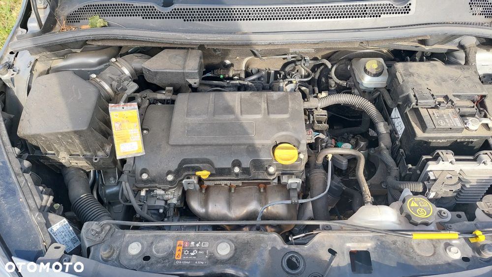 Opel Corsa 1.4 Color Edition - 10