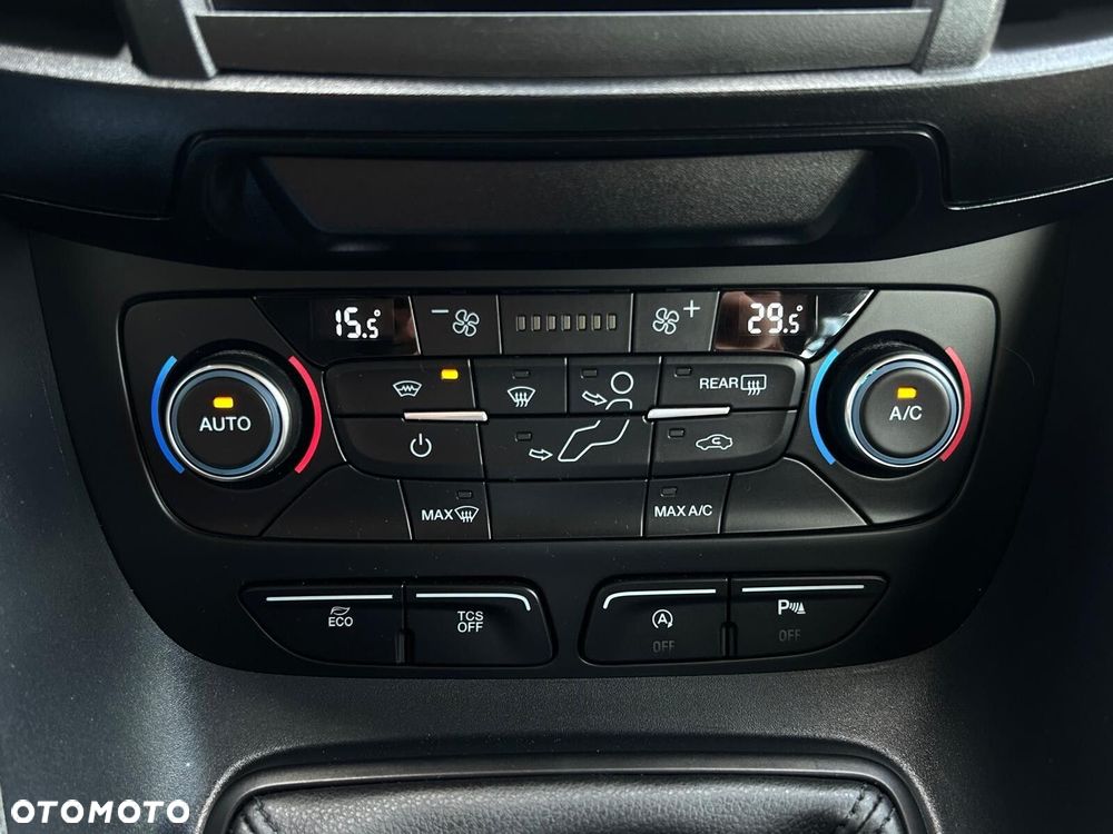 Ford Tourneo Connect - 25