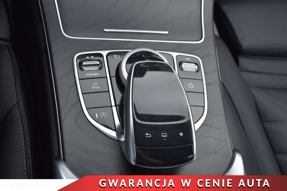 Mercedes-Benz Klasa C 200 T 4Matic 7G-TRONIC AMG Line - 15