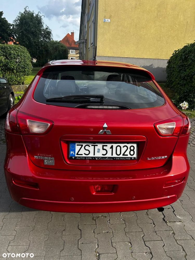 Mitsubishi Lancer 1.6 Invite - 4